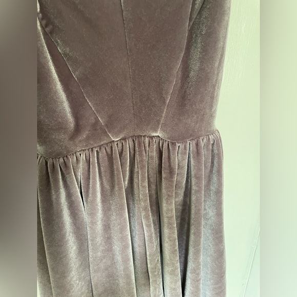 Velvet U+O Romper - Picture 4 of 10